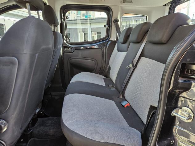 FIAT QUBO 1.3 Mjt 16v 80cv S&S Easy - Foto 8