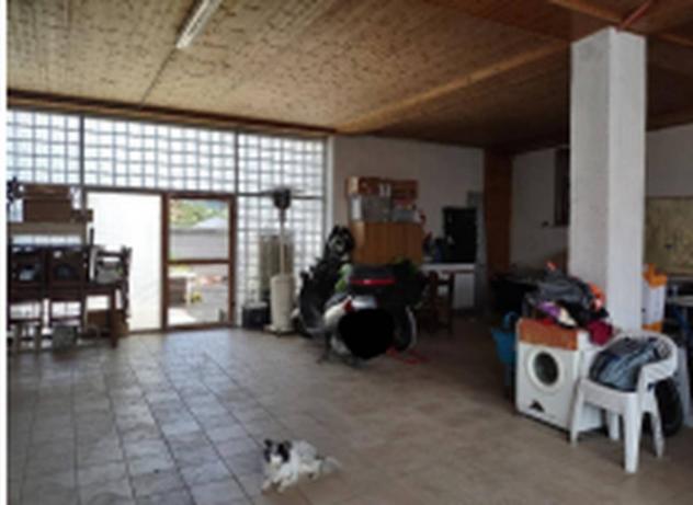Immobile in asta di 133 m², box auto in vendita a Gubbio - Foto 6