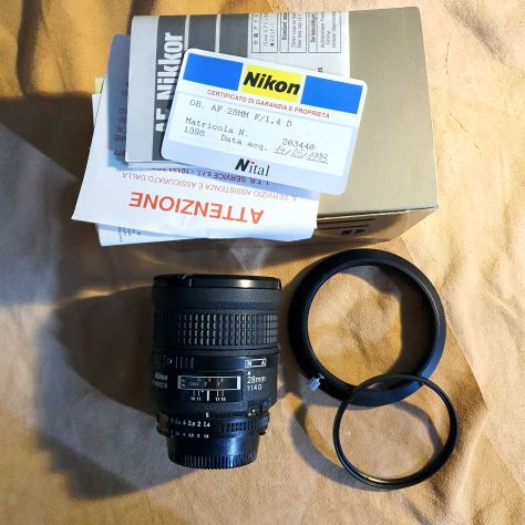 Nikon AF Nikkor 28mm F.1,4D (ottica eccezionale e rarissima, un gioiello) - Foto 3