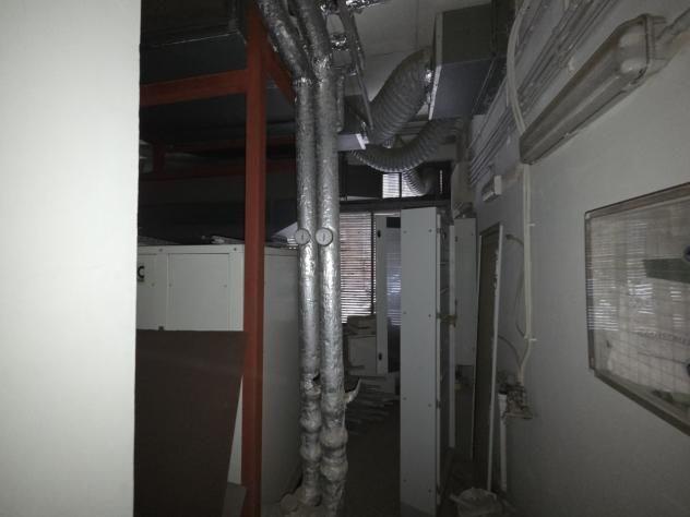 Oltre 3 vetrine in vendita a Messina - Foto 20