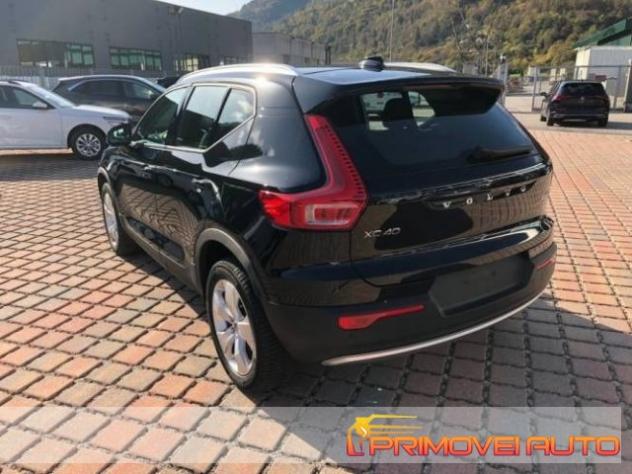 VOLVO XC40 B4 AWD Geartronic Momentum Pro rif. 19105153 - Foto 5