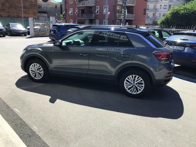Volkswagen T-Roc 1.5 TSI ACT Life - Foto 8