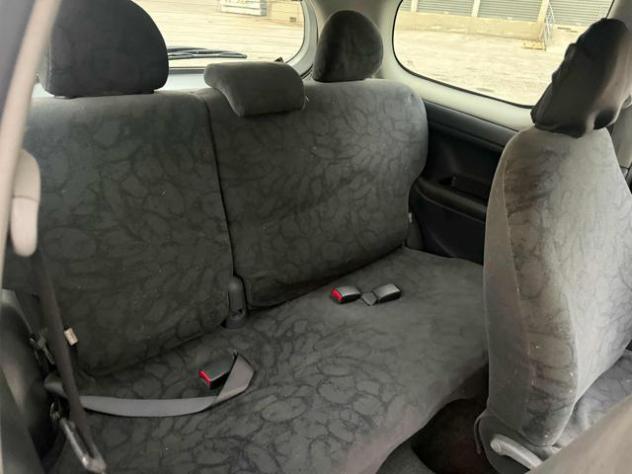 TOYOTA Yaris 1.0i 16V cat 3 porte perfetta di meccanica rif. 23916114 - Foto 9