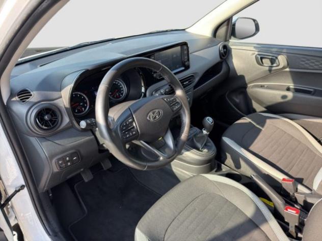 HYUNDAI i10 i10 1.0 MPI Tech rif. 24114246 - Foto 9