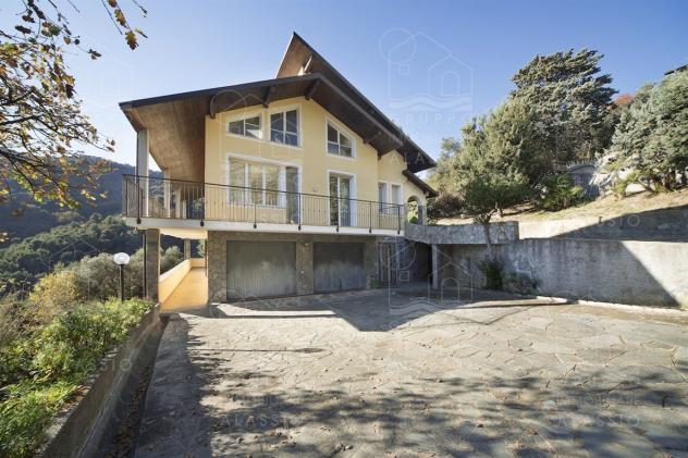 Villa indipendente di prestigio con vista mare, grande parco privato e ampia autorimessa - Foto 3
