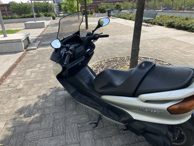 YAMAHA MAJESTY 250 ANNO 2002 - Foto 7
