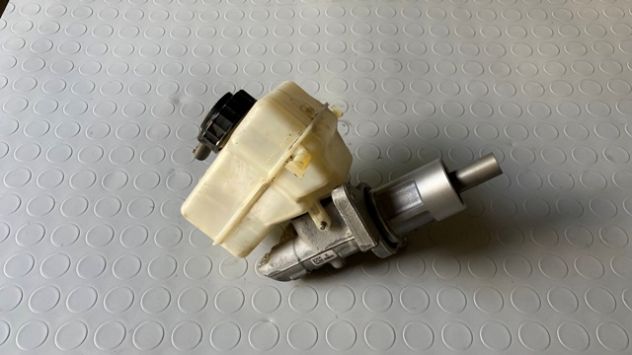 Pompa freni Bmw X1 E84 18D X-Drive del 2012 - Foto 2