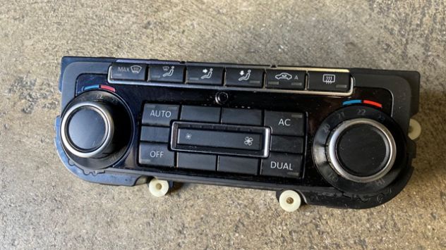 Comandi climatizzatore Volkswagen Golf 6 del 2010 (5K0907044BS) - Foto 2