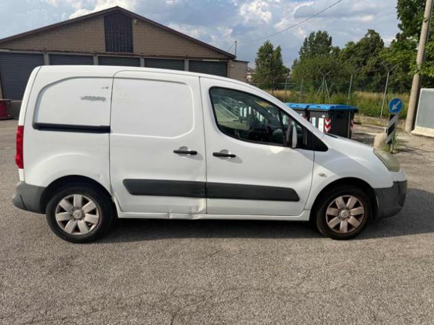 CITROEN Berlingo 1.6 e-HDi 90CV FAP airdream CMP6 Van 3 p.ti Club L rif. 23798316 - Foto 5
