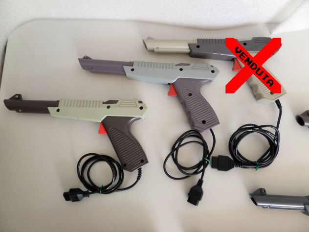 Lightgun (Pistola infrarossi) per console Famicom, spinotto 7 PIN - Foto 2