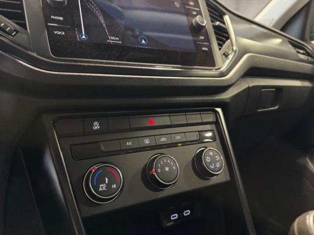 VOLKSWAGEN T-Roc 1.0 TSI Style BlueMotion Technology OK NEOPATENTAT rif. 24109684 - Foto 9