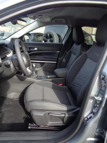 JEEP Avenger 1200 TURBO SUMMIT PACK INFOTAINMENT"18 CARPLAY rif. 24170451 - Foto 5