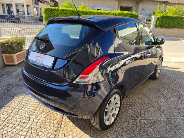 Lancia Ypsilon 1.2 69 CV 5 porte Gold - Foto 10