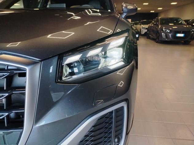 AUDI Q2 Q2 35 TDI S tronic S line Edition - Foto 4