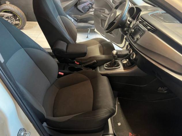 ALFA ROMEO Giulietta 1.6 JTDm-2 120 CV Distinctive rif. 23900959 - Foto 10