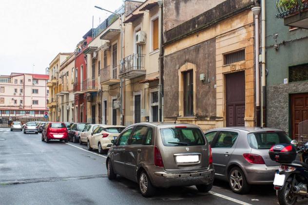 Casa Indipendente in vendita a Catania, Picanello