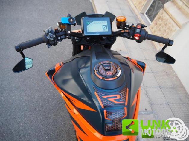 KTM 1290 Super Duke R Naked - Foto 6