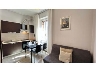 Appartamento in Via Modica - zona Famagosta, Barona