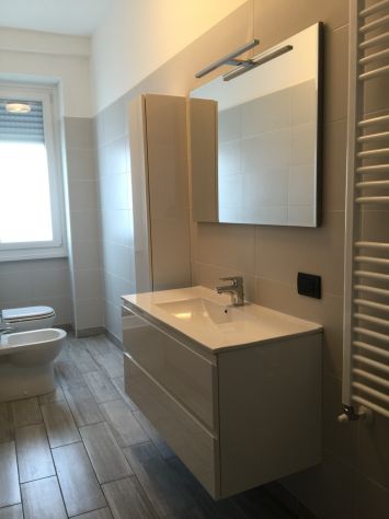 Trilocale in Piazza Napoli libero e visionabile subito - 80MQ - Foto 4