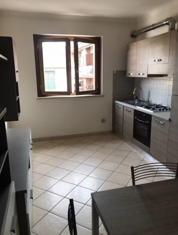 MONTEROTONDO BILOCALE ARREDATO CON BALCONE - Foto 4