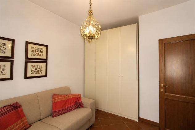 Villa indipendente con ampio giardino e taverna – Greve in Chianti (frazione Greti ) - Foto 13