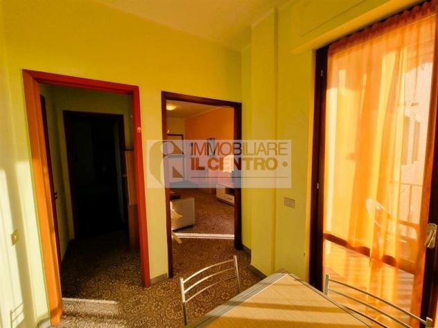 Appartamento fronte spiagge con terrazza abitabile. - Foto 8