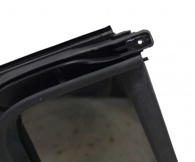 VETRO FISSO POSTERIORE SX MERCEDES GLB Serie (X247) A2477304500 (19) - Foto 9