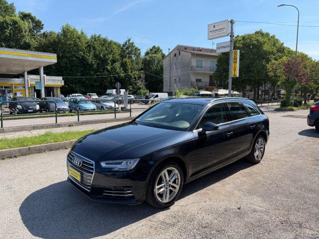 AUDI - A4 Avant - 2.0 TDI 122CV S tr. Bus. Sport #UNICOPROPRIETARIO - Foto 3