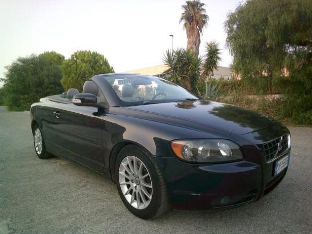 VOLVO C70 2.4 D5 20V Momentum rif. 24076300 - Foto 3