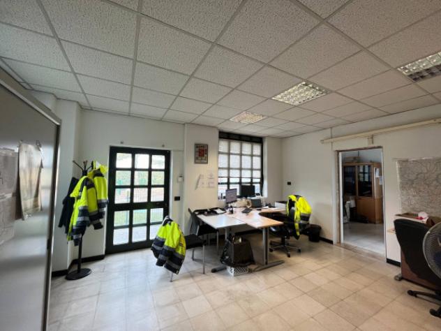 Immobile di 2600 m² con 5 locali in affitto a Bedizzole - Foto 5