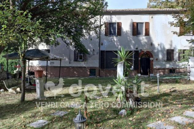 Villa di 523 m² con più di 5 locali e box auto in vendita a Pesaro - Foto 3