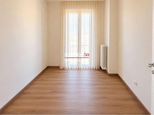 V000874 - INTRA CENTRO , AMPIO ATTICO RISTRUTTURATO 2026 CON VISTA - Foto 12