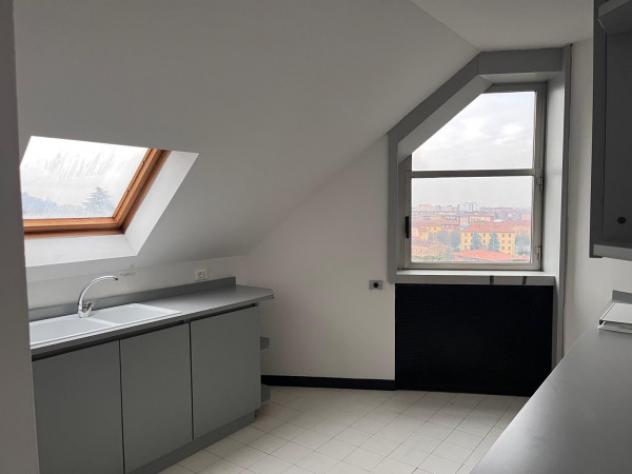 Immobile di 160 m² con 4 locali in affitto a Brescia - Foto 11