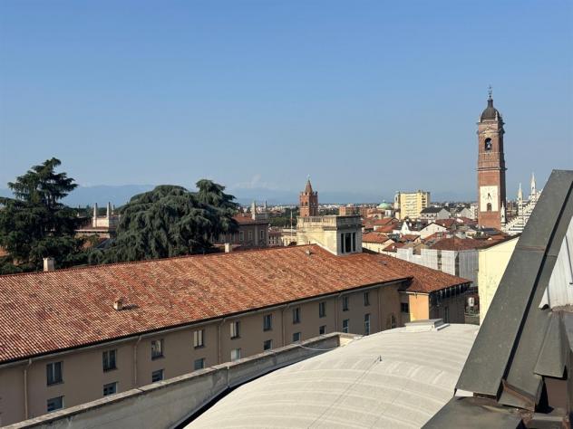 MONZA CENTRO STORICO - AFFITTASI MONOLOCALE CON TERRAZZO - Foto 10