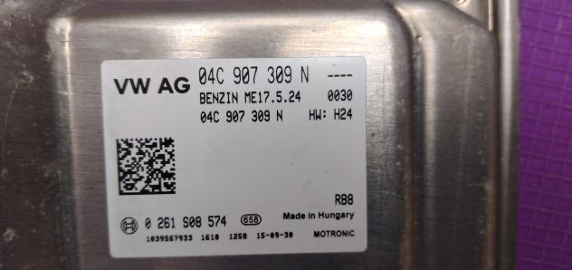 ECU ME17 5 24 0261S08574 VAG 04C907309N 1.0 VW UP HW H 24 - Foto 4