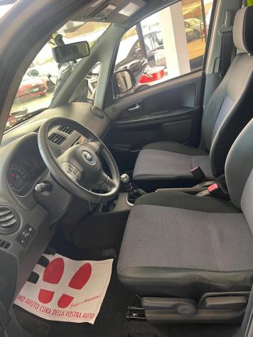 Fiat Sedici 1.9 MJT 4x4 Emotion - Foto 8
