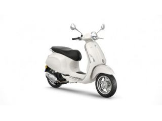 Vespa GTS 310 VESPA GTS 310 HPE E5+ VERDE AMABILE