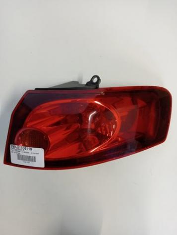 FANALE POST. D. 999-U1306119 Parti elettriche  Fanaleria  Fanali  Fanale post. dx. FIAT - CROMA - 01-05-2005 - 01-10-2007, FIAT - CROMA - 01-1