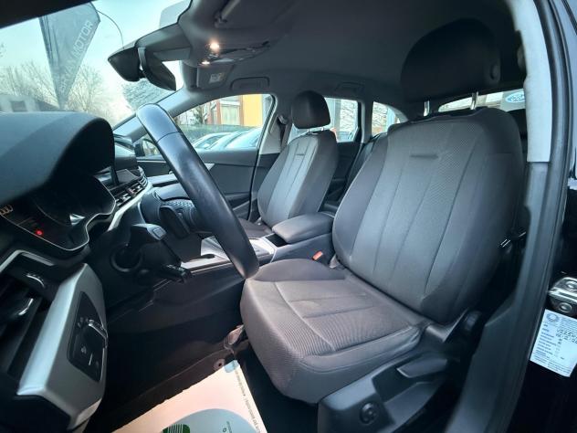 Audi A4 Avant 30 TDI/136 CV S tronic Business Advanced - Foto 8