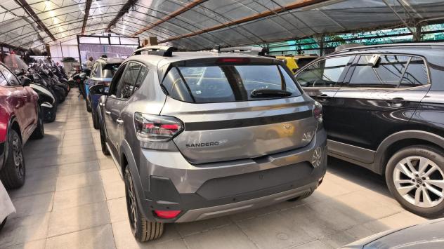 Dacia Sandero Stepway 1.0 TCe ECO-G Extreme KM0 2026 - Foto 3