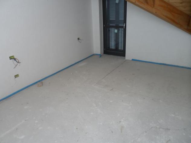 APPARTAMENTO di 3 vani e di 107 mq (CAVENAGO DI BRIANZA) rif. IGC 3 LOCALI 185.000 - Foto 9