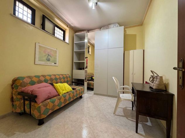 SOLUZIONE INDIPENDENTE SU TRE LIVELLI CON TERRAZZO - Foto 6