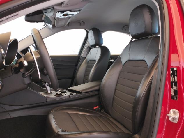 Alfa Romeo Giulia 2.2 Turbodiesel 180 CV AT8 Super - Foto 8