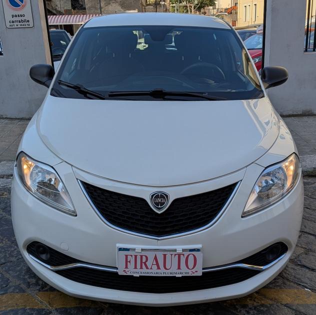 Lancia Ypsilon 1.3 MJT 16V 95 CV 5 porte S&S Silver - Foto 3