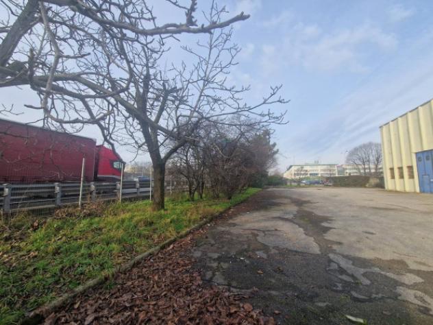 Immobile di 2463 m² con più di 5 locali in vendita a Baranzate - Foto 20