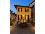 V000991 - AGRA vendiamo CASA INDIPENDENTE di charme nel borgo storico