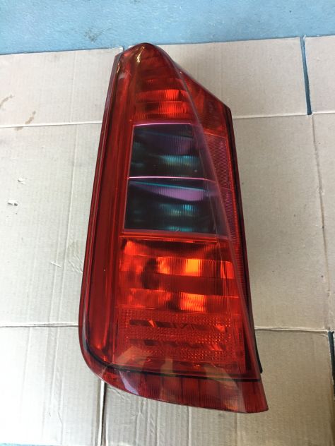 Faro / Fanale Posteriore SINISTRO LANCIA Ypsilon 1 prima serie dal 2003 al 2011