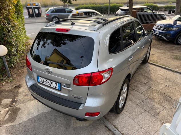 Hyundai Santa Fe 2.2 CRDi VGT Dynamic 5 p.ti - Foto 10