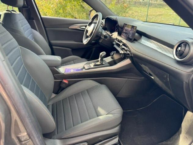 Alfa Romeo Tonale 1.5 160 CV MHEV TCT7 Ti - Foto 9