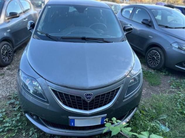 Lancia Ypsilon 1.0 FireFly 5 porte S&S Hybrid Platino - Foto 3